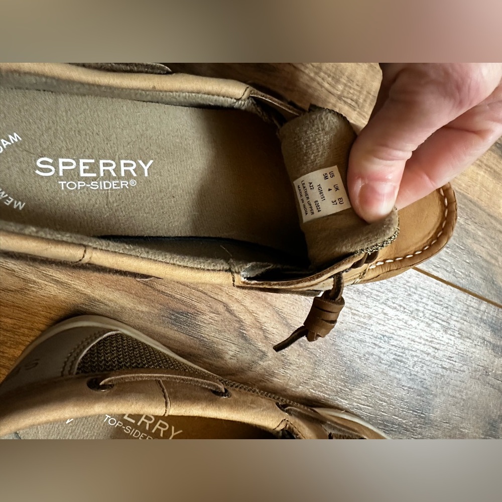 Tan and Brown Sperry Boat Shoes - Picture 3 of 4